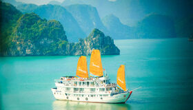 Escape the everyday with a peaceful Halong Bay retreat